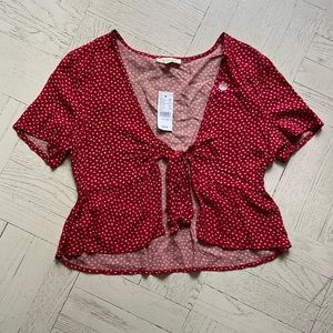 Brand new darling top.